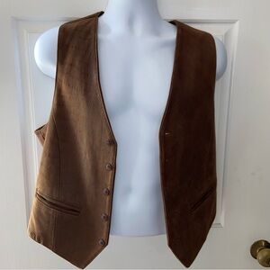 Chocolate brown suede vest from France beautifully lined. Pockets and 4 buttons.